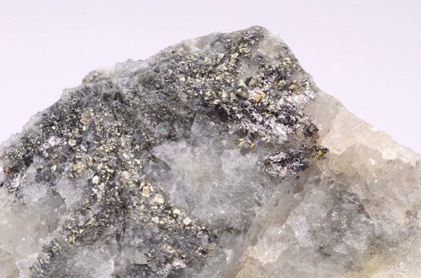 10 cамых смертельно опасных камней и минералов
