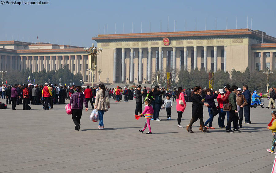 Пекин. Мавзолей Председателя Мао и вокруг него (43 фото)