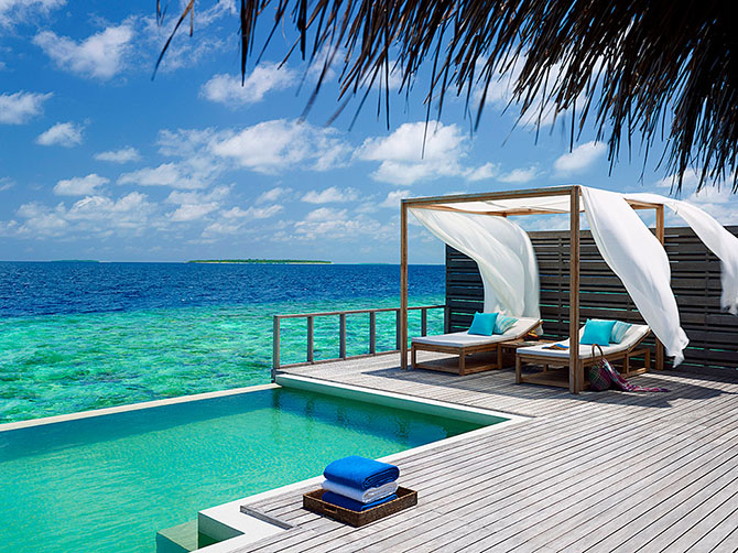 Беспрецедентная роскошь отеля Dusit Thani Maldives