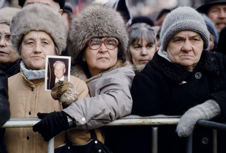 1993 год в цвете: Современность, успевшая стать историей (24 фото)