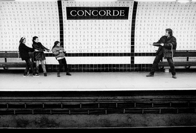 Ожившие станции парижского метро (34 фото)