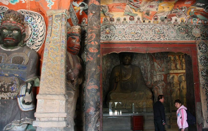 Юньган -буддийский пещерный монастырь (46 фото)