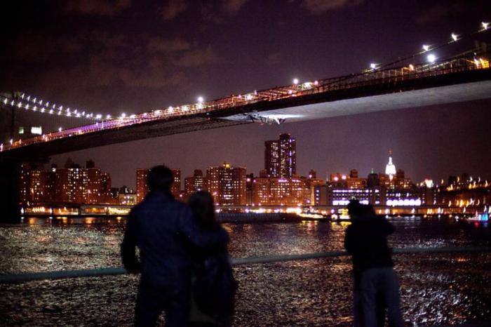 Повреждение Бруклинского моста (7 фото)