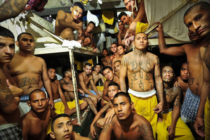 Латиноамериканские тюрьмы - мужская и женская