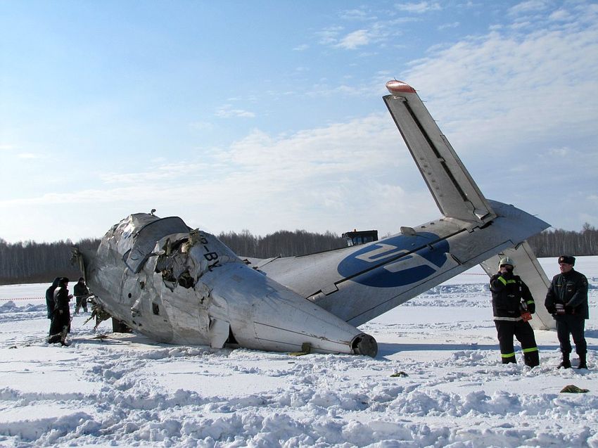 Авиакатастрофа над Тюменью (14 фото)