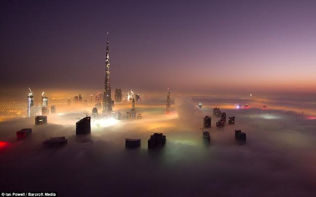 Дубай в тумане (7 фото)