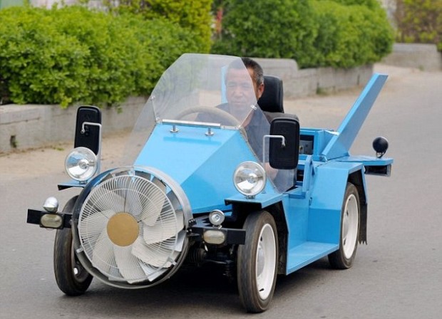 Китаец изобрел автомобиль, работающий от ветра