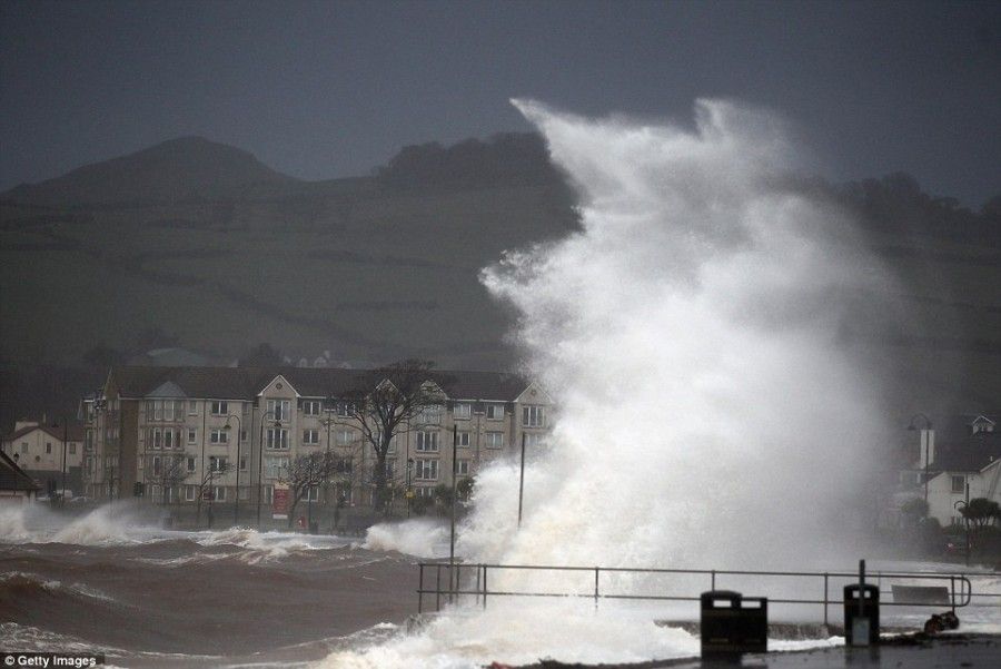 Ураган в Шотландии (13 фото)