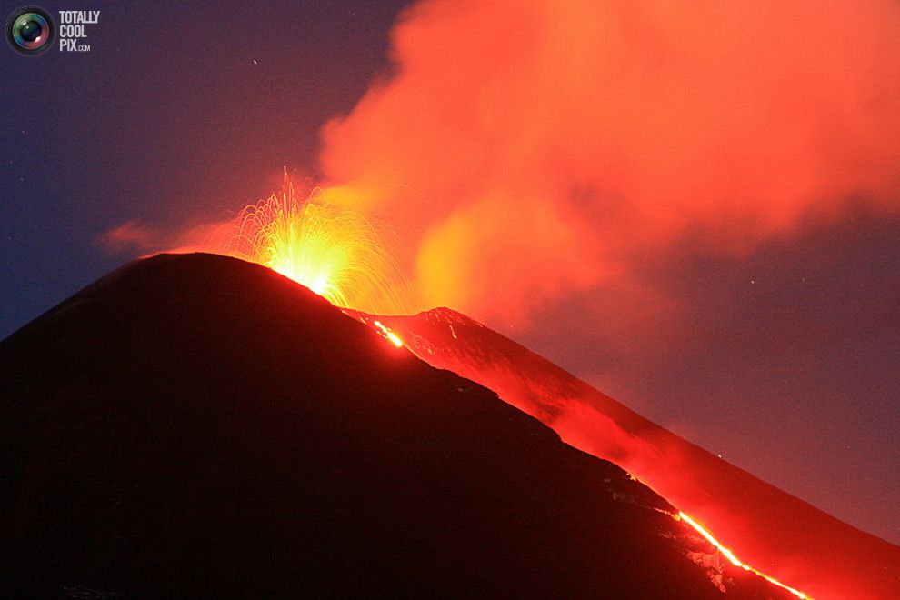 Извержение вулканов, фотограф Diego Spatafore (18 фото)