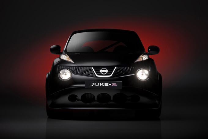 Новый Nissan Juke-R (11 фото)