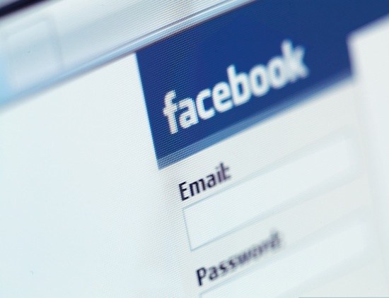 Работодатели США тратят $280 млрд в год на то, чтобы их сотрудники сидели в Facebook