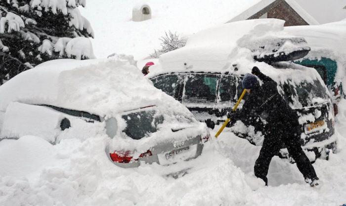 Последствия снежной бури в Австрии (9 фото + текст)