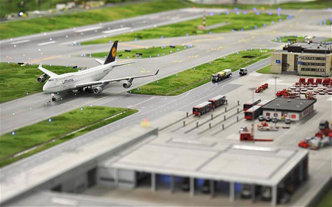 Крупнейшая в мире модель аэропорта
