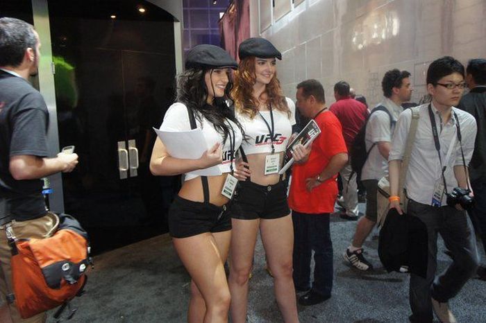Девушки с выставки E3 (48 фотографий), photo:42