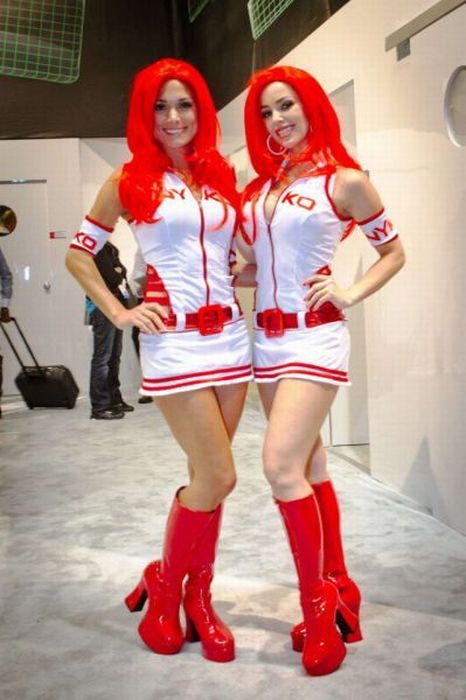 Девушки с выставки E3 (48 фотографий), photo:47