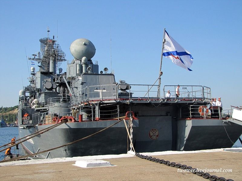 Гвардейский ракетный крейсер Москва (27 фотографий), photo:2