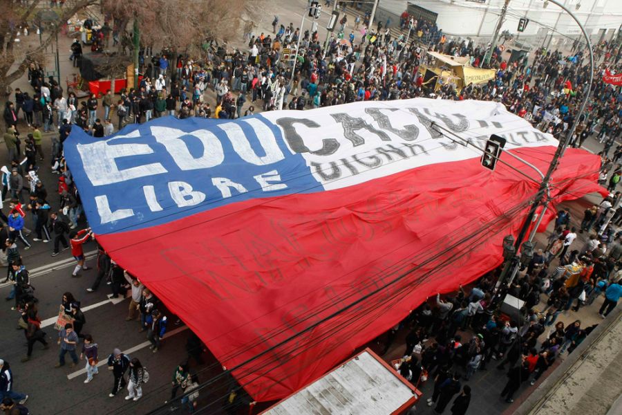 Студенческие протесты в Чили (33 фотографии), photo:4