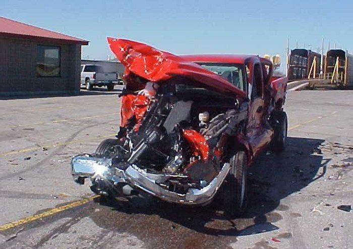 Инцидент на линии погрузки автомобилей (18 фото)
