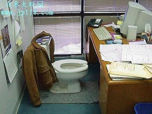 Приколы над офисными работниками (20 фото)
