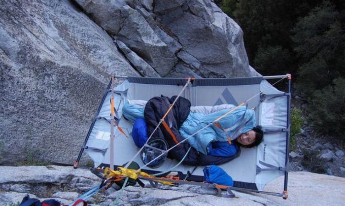 Где ночуют альпинисты (17 фото)