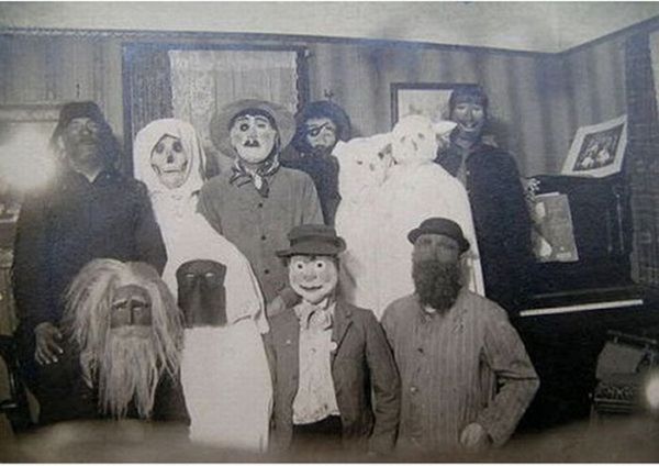 Ретро костюмы для Хеллоуина (14 фото)