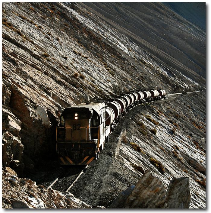Удивительная железная дорога (17 фото)