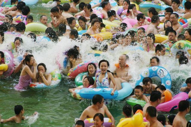 Что такое китайский аквапарк (8 фото)