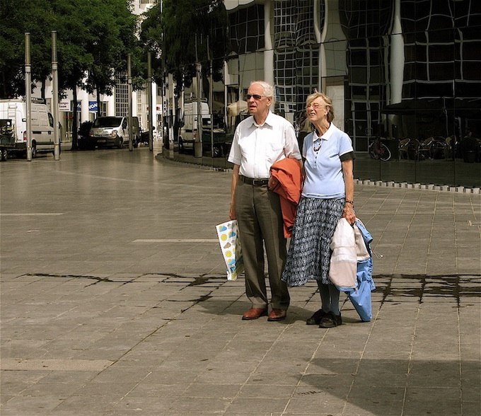 Пожилые влюбленные пары (6 фото)
