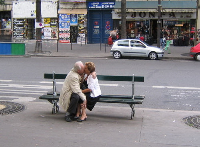 Пожилые влюбленные пары (6 фото)