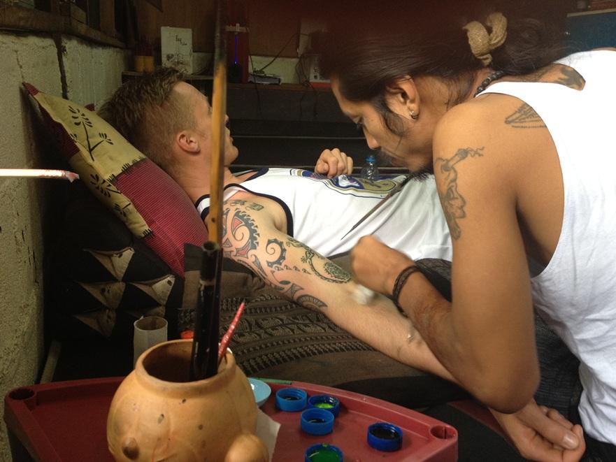 Татуировки бамбуковыми палочками