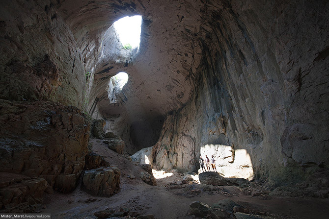 Экскурсия в пещеру Проходна