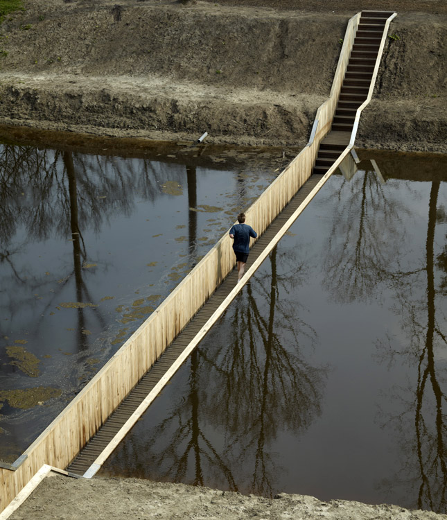 Водная архитектура