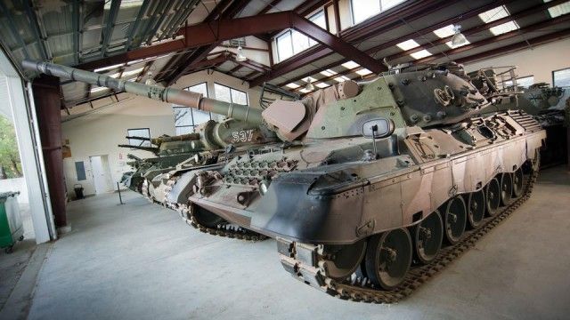 Распродажа танков (18 фото)