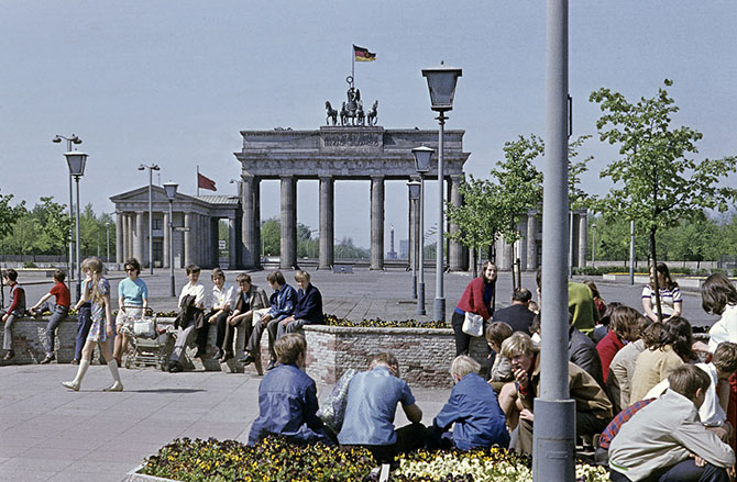Восточный и Западный Берлин 1963-1967 годов в цвете