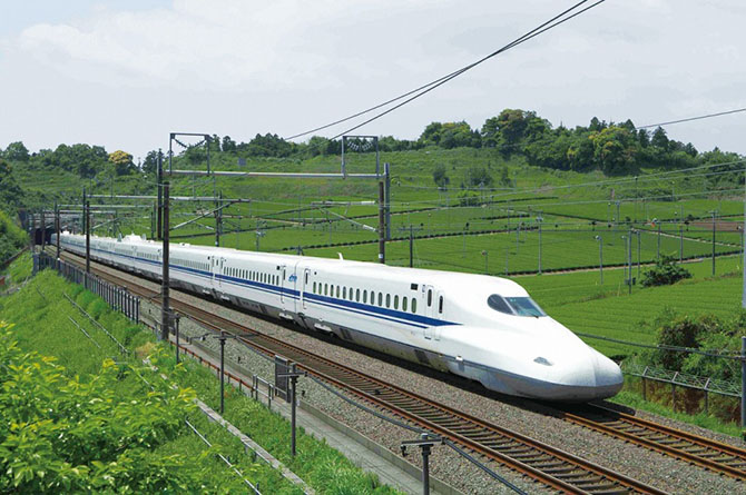 7 самых скоростных железнодорожных линий