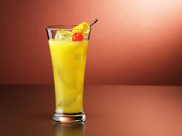 10 легенд о происхождении самых знаменитых алкогольных коктейлей