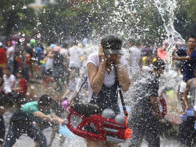 Фестиваль воды Сонгкран