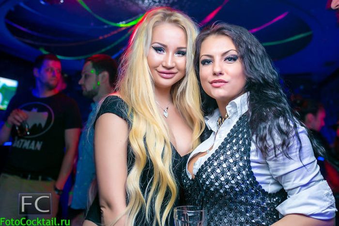Посетители ночных клубов Москвы (47 фото)