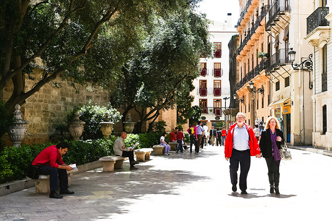Прогулка по одному из крупнейших испанских городов