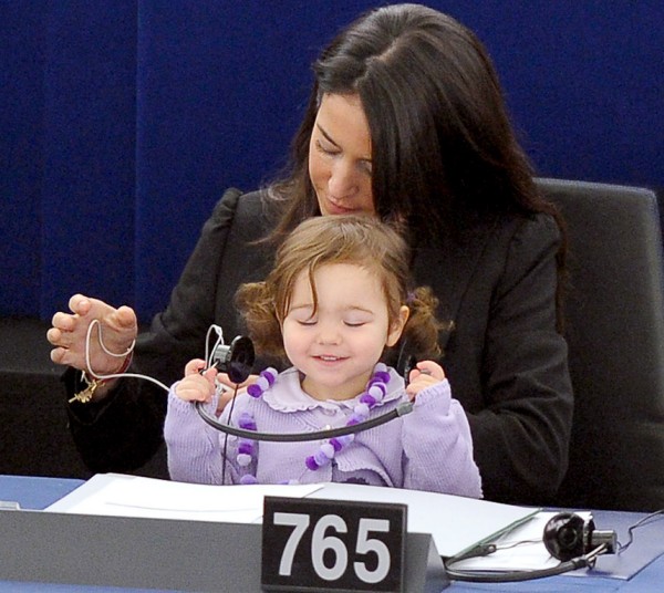 Дочь члена Европарламента в Страсбургском парламенте