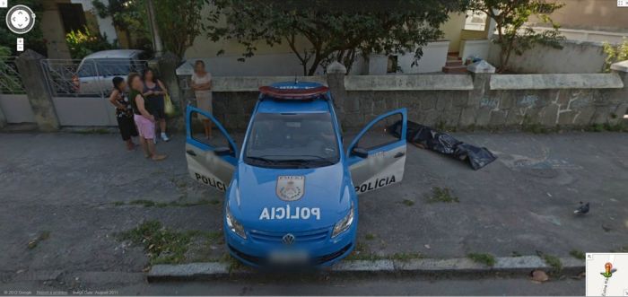 Необъяснимые снимки на Google Street View (36 фото)