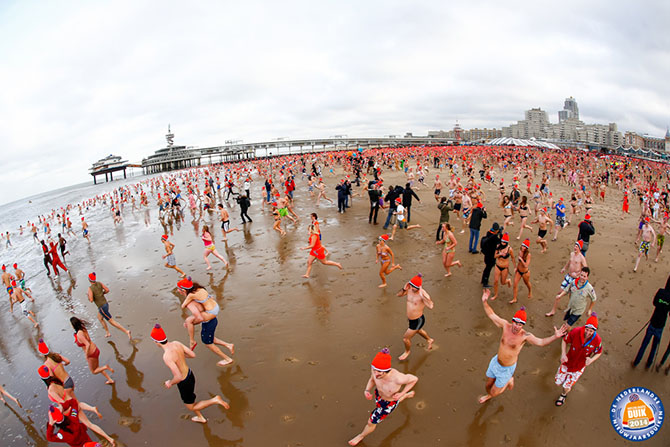 Фестиваль зимнего плавание Unox Nieuwjaarsduik 2014 в Нидерландах