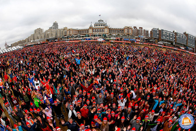 Фестиваль зимнего плавание Unox Nieuwjaarsduik 2014 в Нидерландах