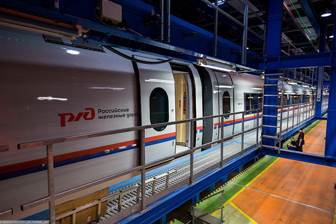 Новые поезда в моторвагонном депо Санкт-Петербурга