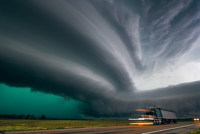 Охотник за бурями опубликовал коллекцию своих самых потрясающих фотографий