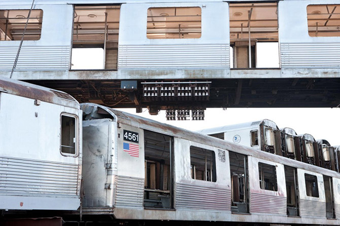Как уничтожают вагоны нью-йоркского метро