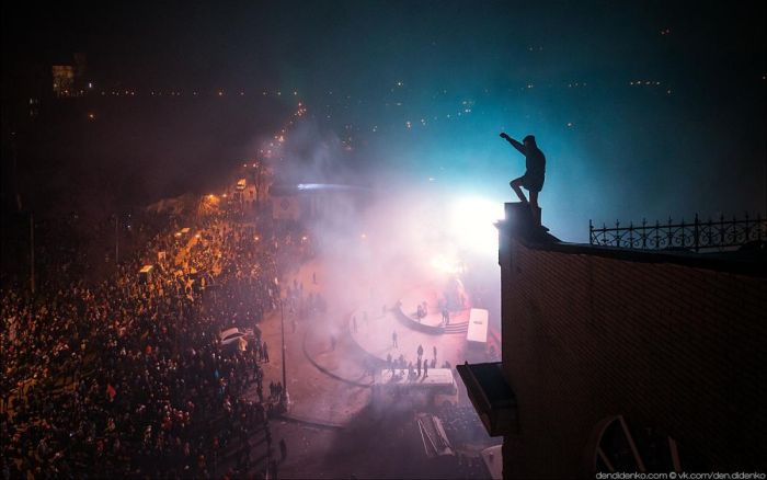 Евромайдан 2014 как фильм или как компьютерная игра (30 фото + гифка)