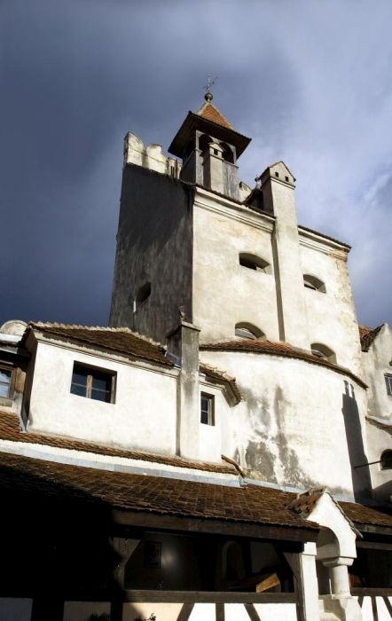 Замок дракулы выставлен на продажу
