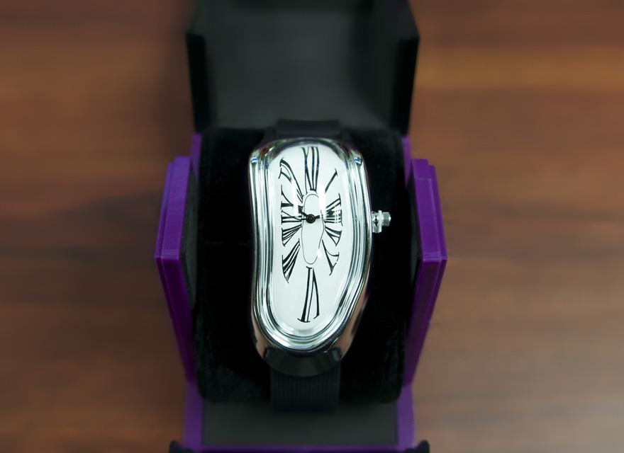 Самые необычные наручные часы в мире (39 фото)