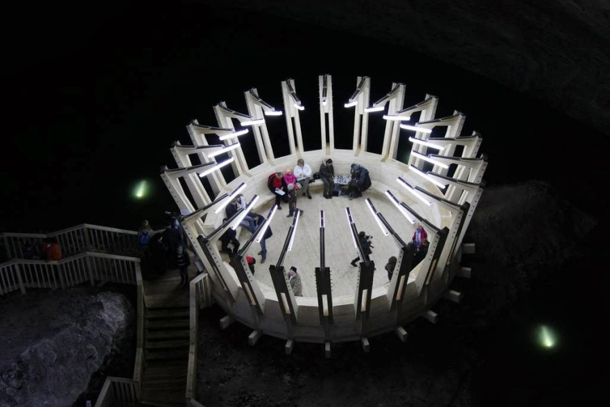 Подземный парк развлечений в Словакии